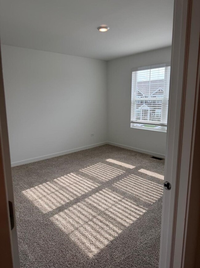 Building Photo - 2235 Barbera Dr
