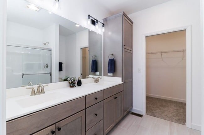Building Photo - Get $699 off your security deposit!