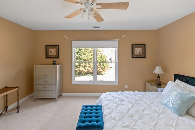 Building Photo - 3410 Kates Way