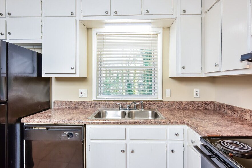 Building Photo - 4624 Elm Ridge Ct