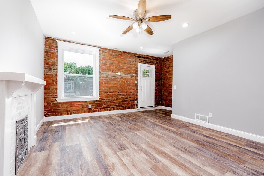 Building Photo - 3909 Wyoming St