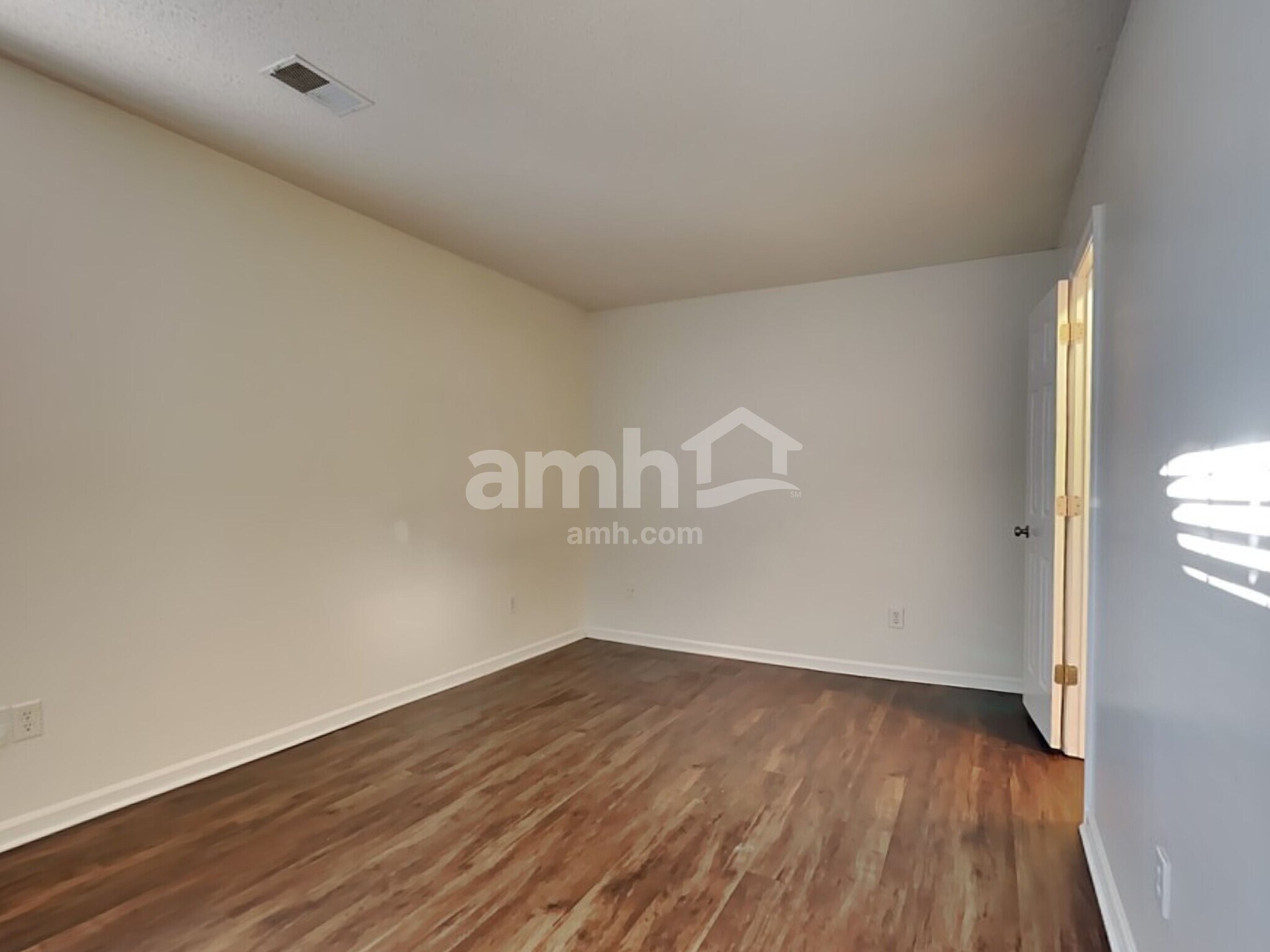 Building Photo - 223 Eagle Ridge Rd