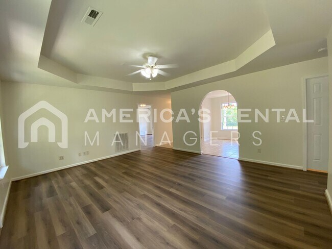 Building Photo - Home For Rent In McCalla, AL!! AVAILABLE NOW!!