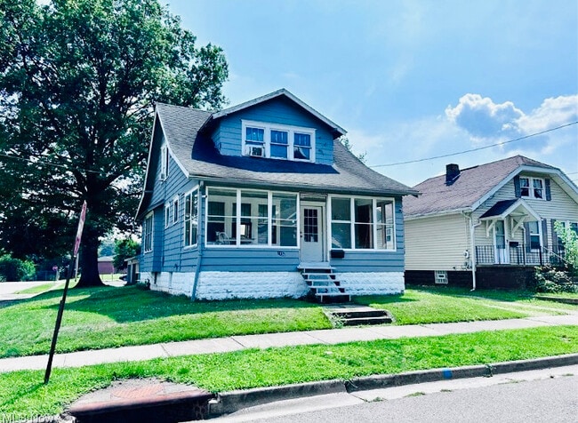 Primary Photo - 1138 Kohler Ave