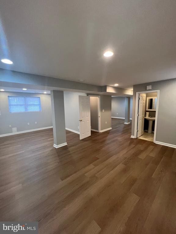 Building Photo - 11211 Surry Woods Ct