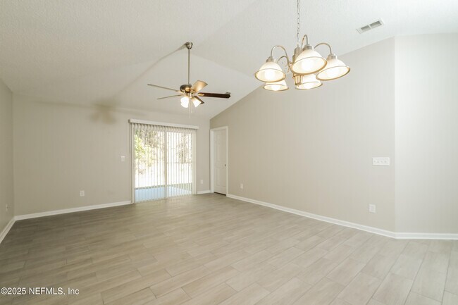 Building Photo - 96015 Coral Reef Rd