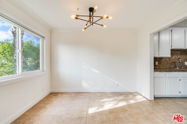 Building Photo - 1508 Veteran Ave