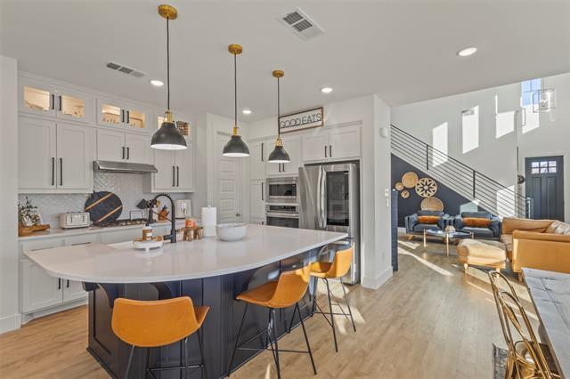 Building Photo - 12301 Penson St