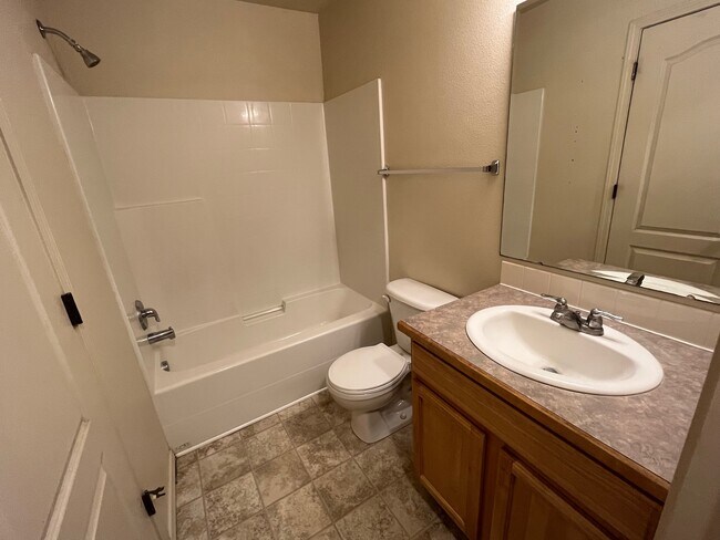 Building Photo - 9690 W Portola Dr