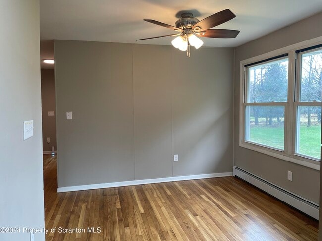Building Photo - 3771 PA-115