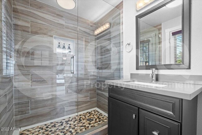 Building Photo - 6149 E Delcoa Ave