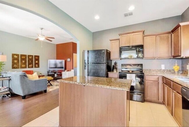 Building Photo - 13405 Clara Martin