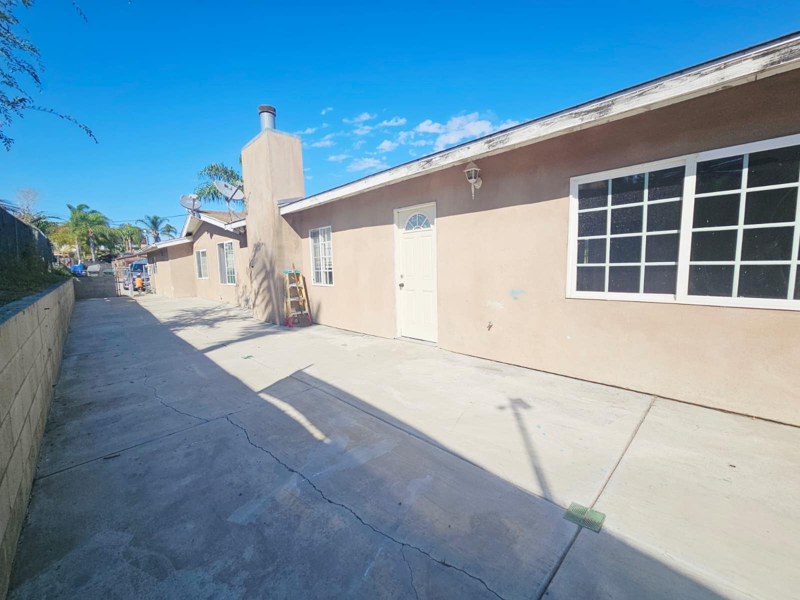 Building Photo - 1468 Planet Rd