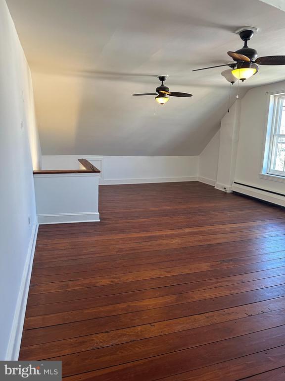 Building Photo - 22 Bispham St