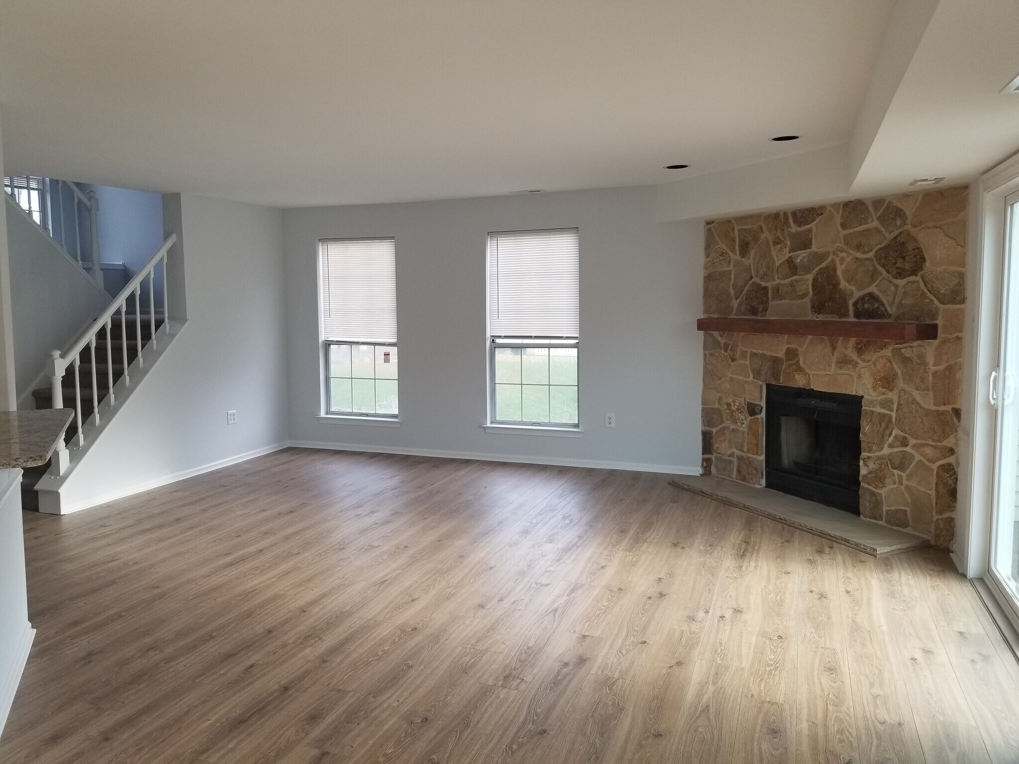 Building Photo - 1722 McNelis Dr