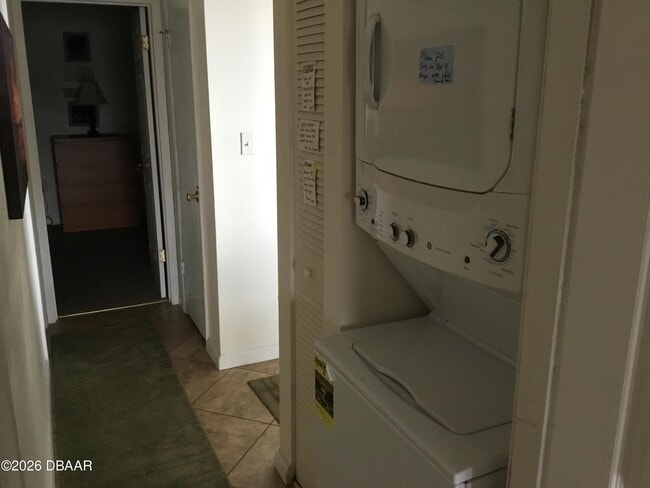 Building Photo - 1571 S Atlantic Ave