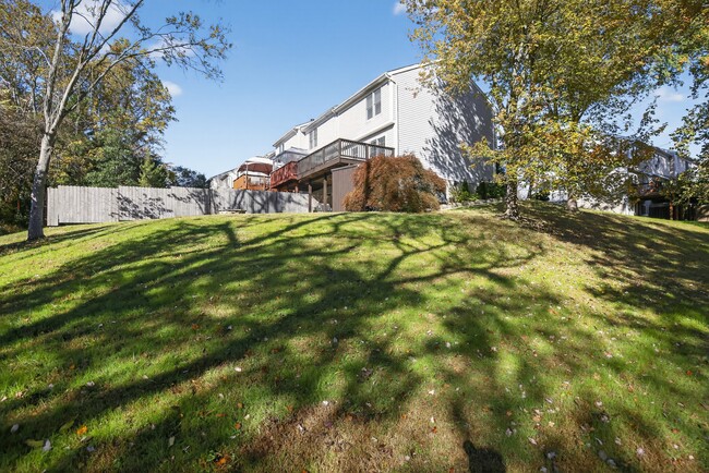 Building Photo - 3459 Howell Ct