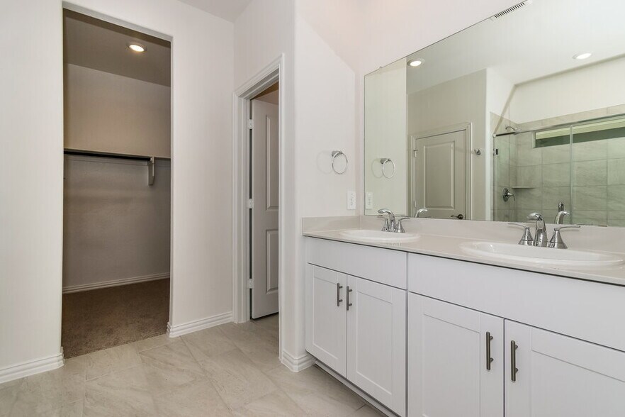 Building Photo - 837 Wisteria Ln