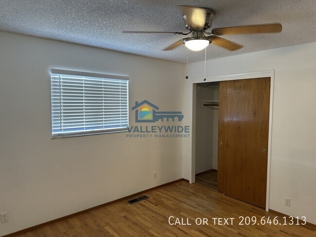 Building Photo - 2023 Moran Ave