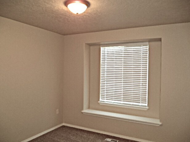 Building Photo - 11296 Tamsworth Dr