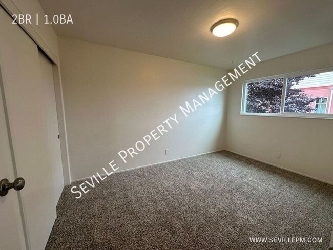 Building Photo - 2950 Stanton St