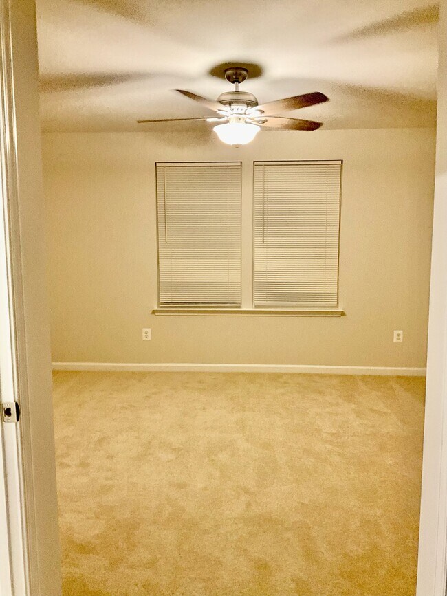 Building Photo - 3562 Stella Blue Dr