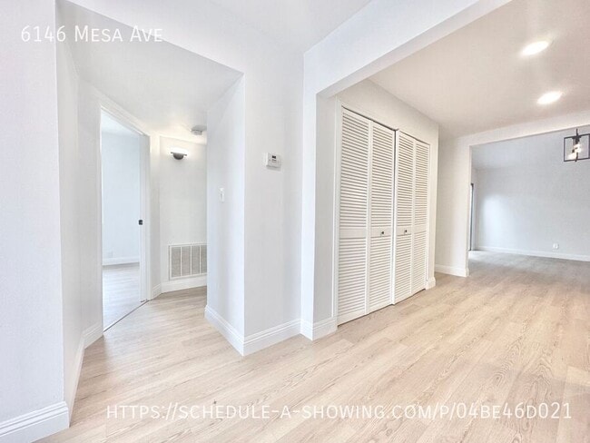 Building Photo - 6146 Mesa Ave