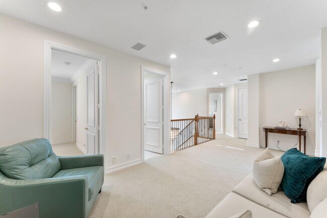 Building Photo - 3632 S Ocean Blvd