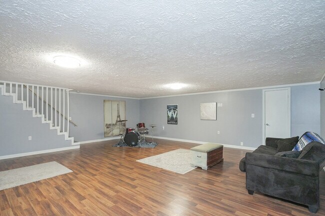 Building Photo - 1464 Autumn Knoll Rd