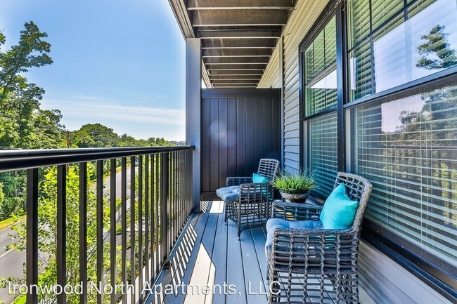 Building Photo - 167 Fairmount Ave