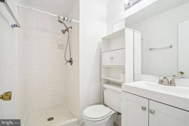 Building Photo - 9909 Hemlock Woods Ln