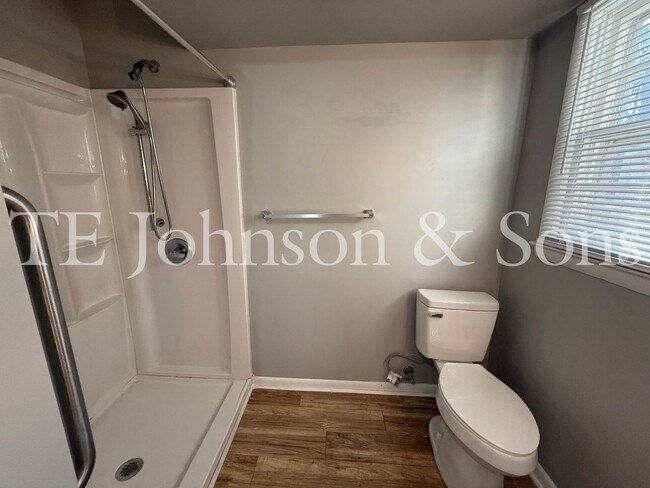 Building Photo - 3826 Barkwood Dr