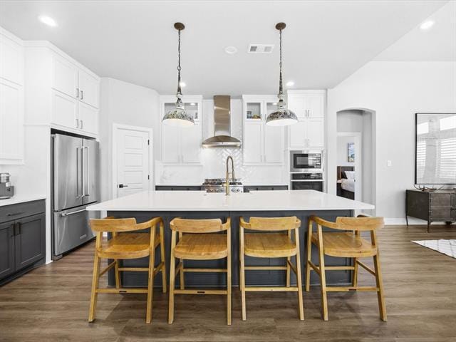 Building Photo - 2325 Offerande Dr