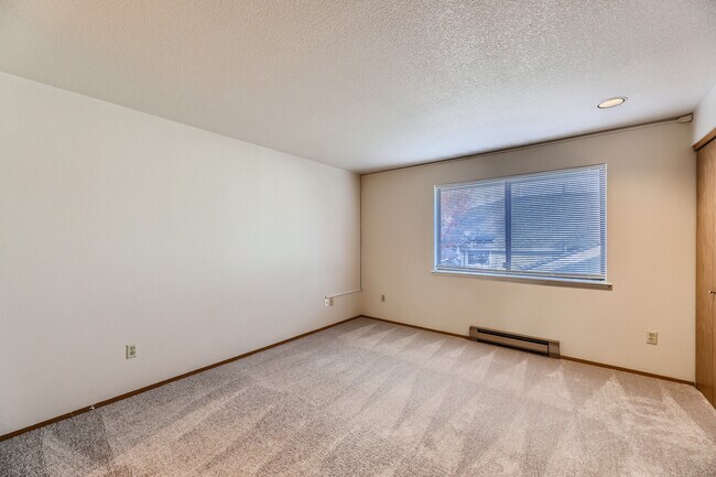 Building Photo - 3314 Wetmore Ave