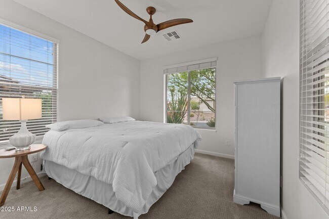 Building Photo - 3266 Sparrows Crk Wy