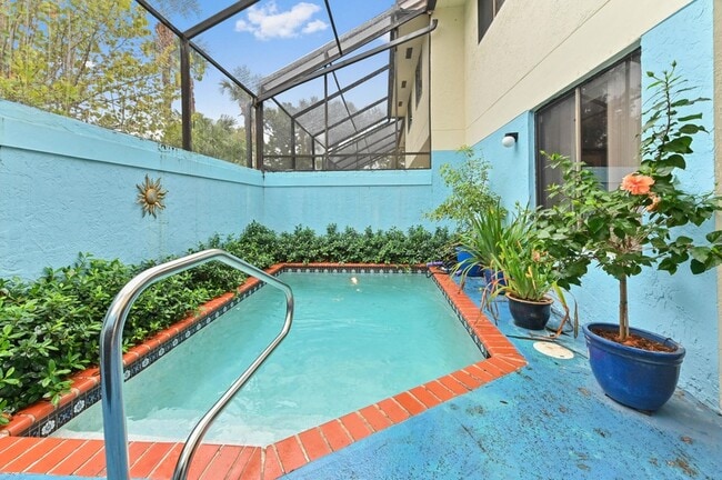Building Photo - 507 Sea Oats Dr