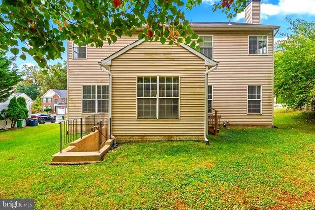 Building Photo - 8913 Tonbridge Terrace