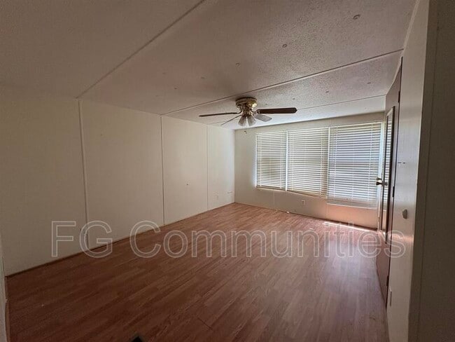 Building Photo - 4557 Wallburg Rd