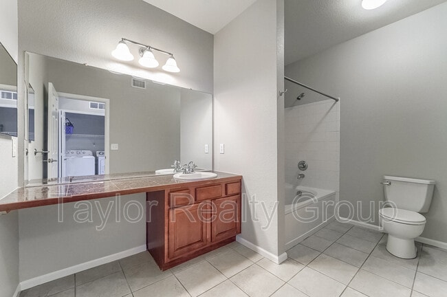 Building Photo - 2855 Blue Sky Cir