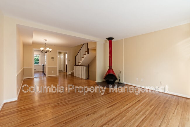 Building Photo - 706 6th St SW