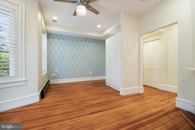 Building Photo - 1120 East Capitol St NE