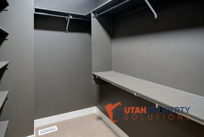 Building Photo - 538 Fashion Creek Ct