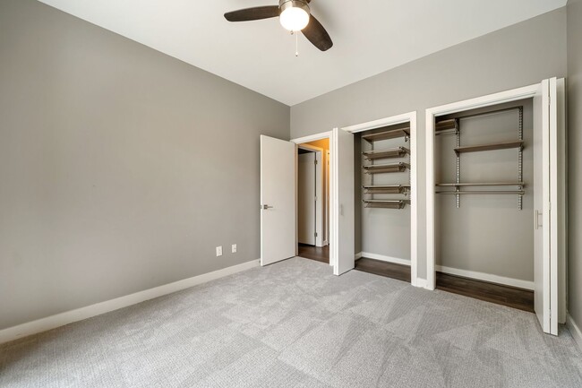Building Photo - Beautifully Remodeled 3 Bedroom + 2 Full Bath Home!