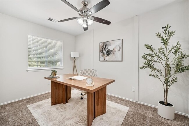 Building Photo - 1110 Blue Fox Dr