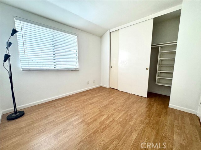 Building Photo - 20 Springflower