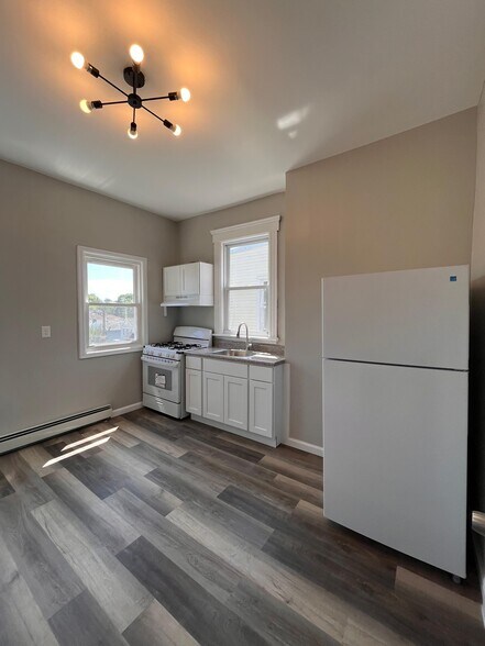 Building Photo - 224 Old Bergen Rd