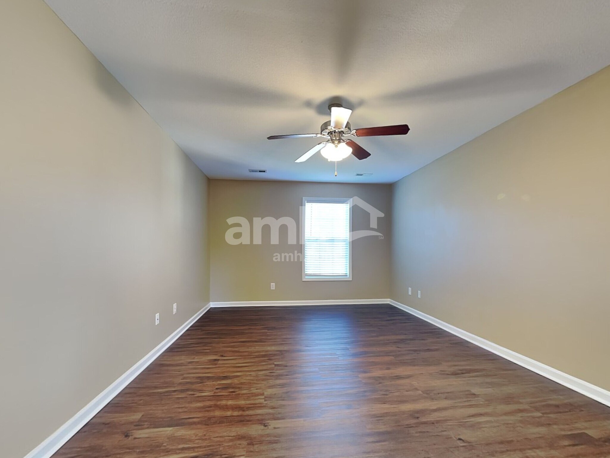 Building Photo - 5716 Capeside Ln