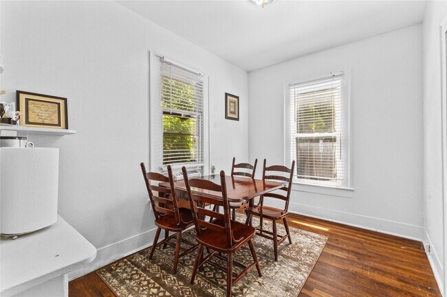 Building Photo - 2509 Whitney St