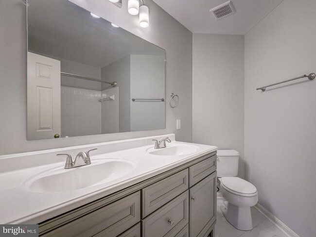 Building Photo - 12139 Amber Ridge Cir