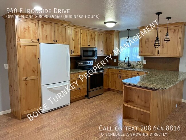 Building Photo - Single Level 3 Bed 2 Bath Near BSU